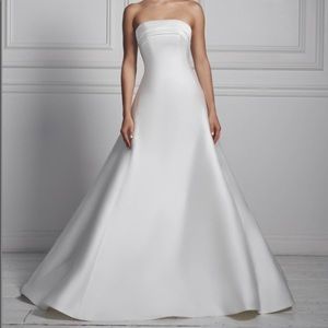 Anne Barge Atelier Gown